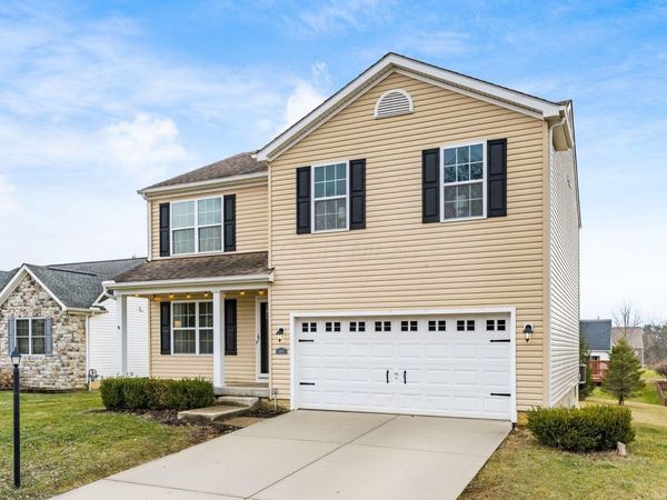 1180 Deansway Drive, Pataskala, OH 43062