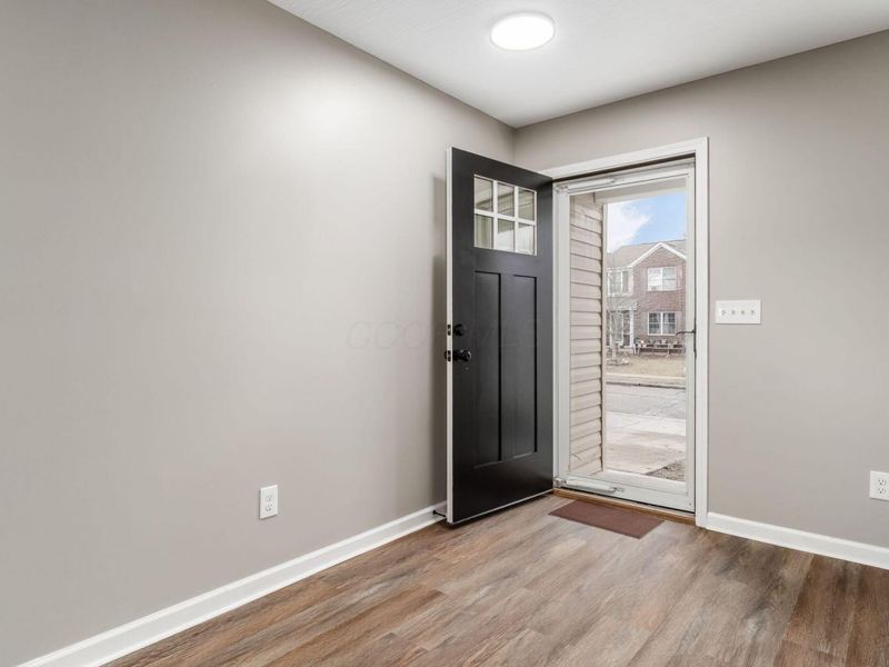 1180 Deansway Drive, Pataskala, OH 43062 Photo 5