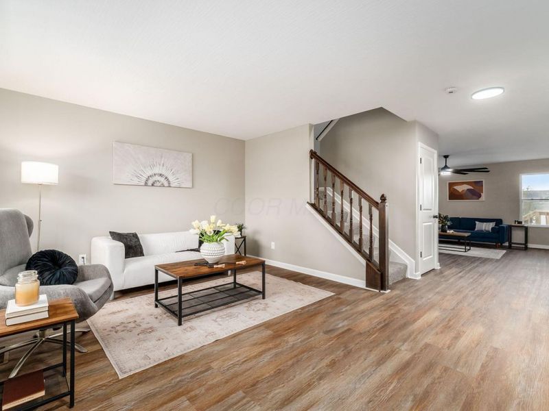 1180 Deansway Drive, Pataskala, OH 43062 Photo 6