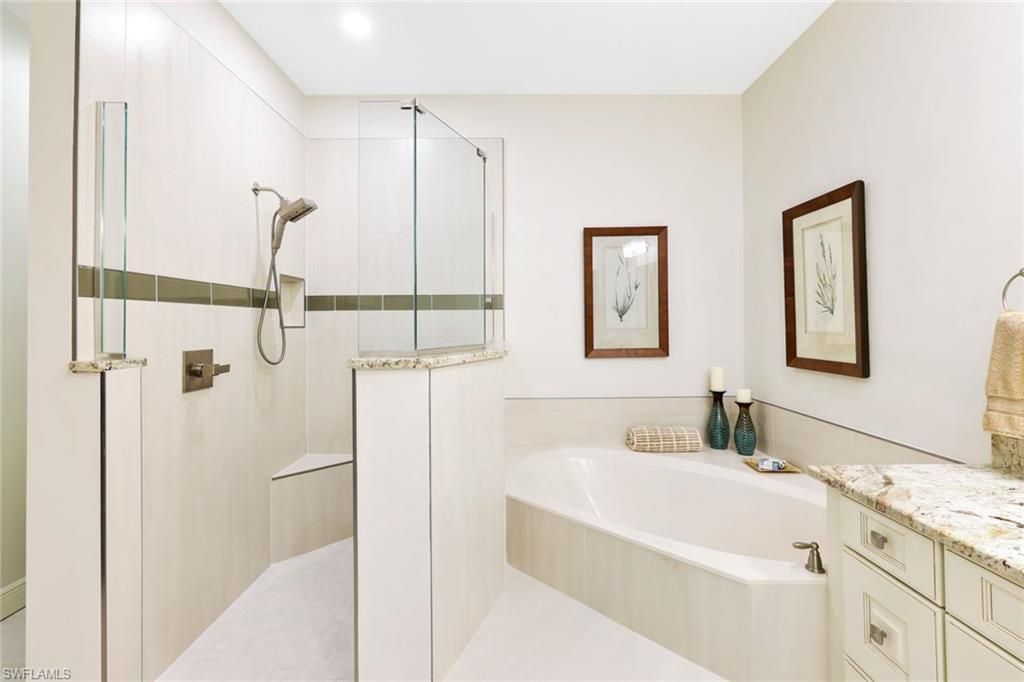 24300 Sandpiper Isle Way, Unit 202, Bonita Springs, FL 34134 Photo