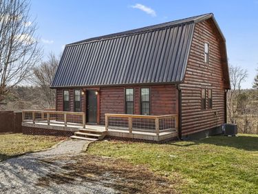 197 Russell Drive, Campton, KY 41301