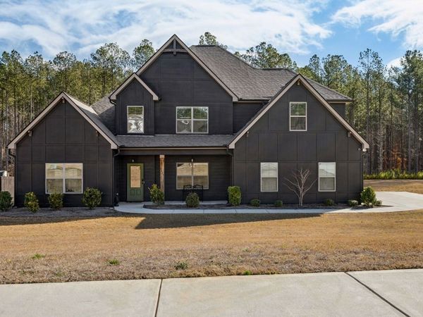 9525 Glacial Lane, Fairburn, GA 30213