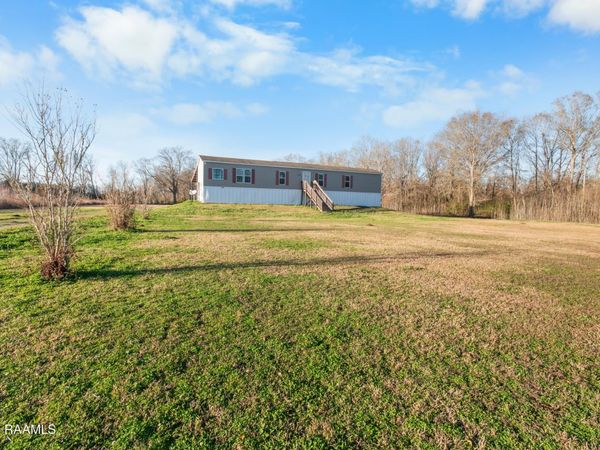 1171 Charles Marks Road, Arnaudville, LA 70512