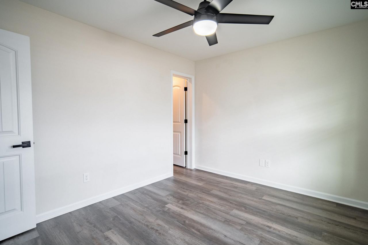 2025 Barnhart Drive  Photo 16