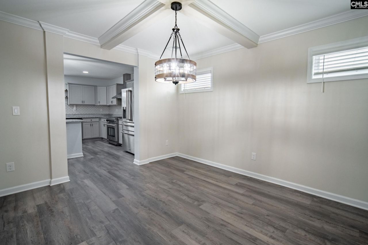 2025 Barnhart Drive  Photo 5