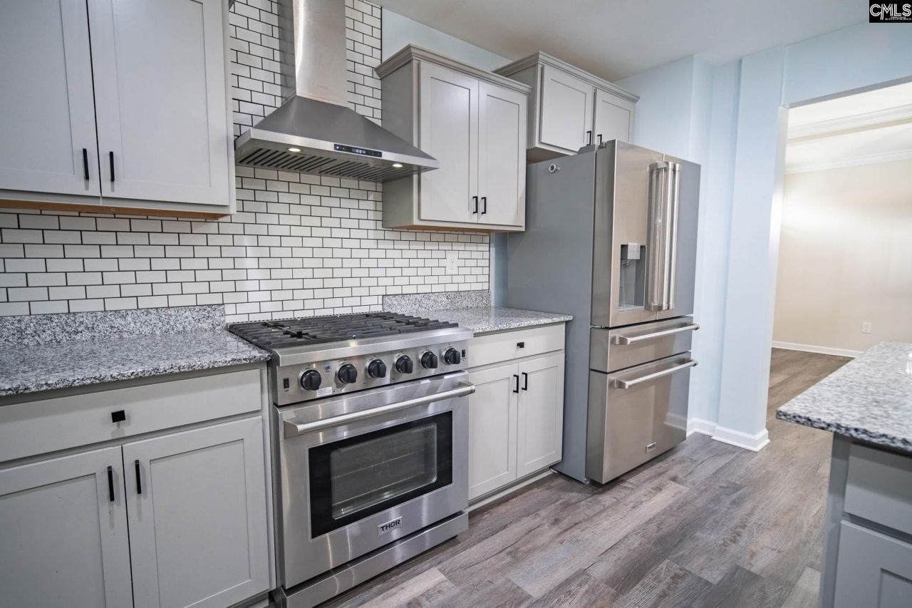 2025 Barnhart Drive  Photo 9