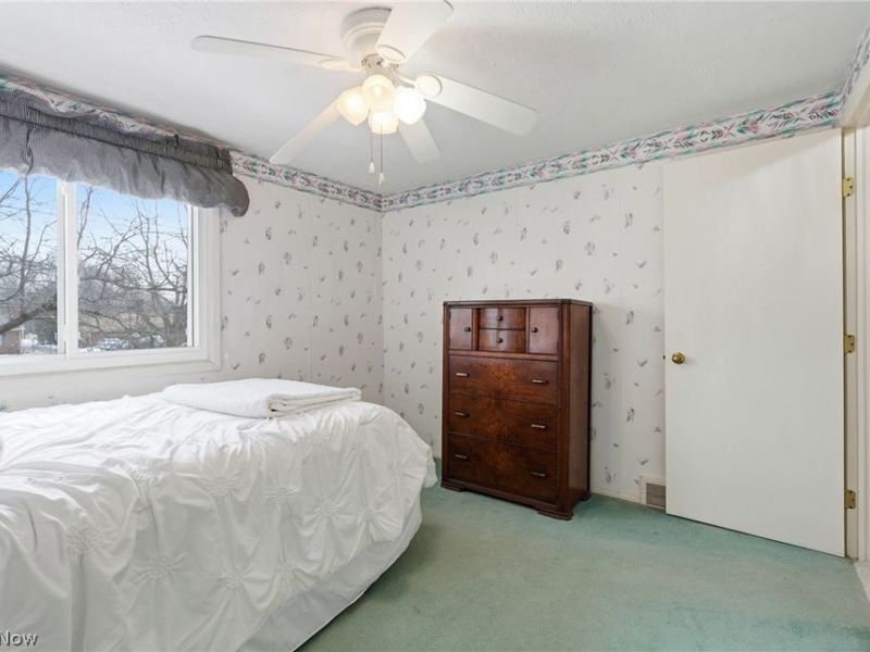 1884 Brainard Road, Lyndhurst, OH 44124 Photo 16