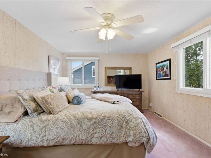 1884 Brainard Road, Lyndhurst, OH 44124 Photo 19