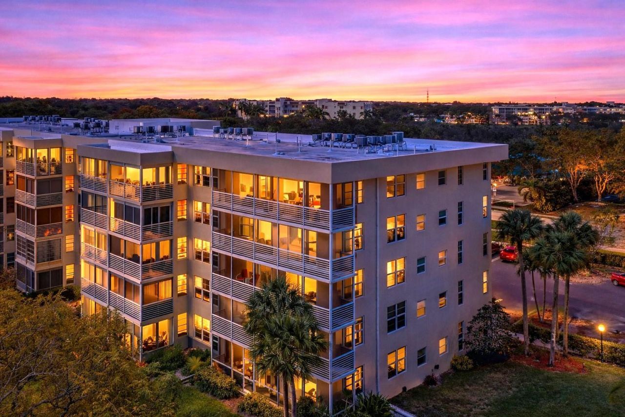 4030 W Palm Aire Drive, Unit 308, Pompano Beach, FL 33069 Photo