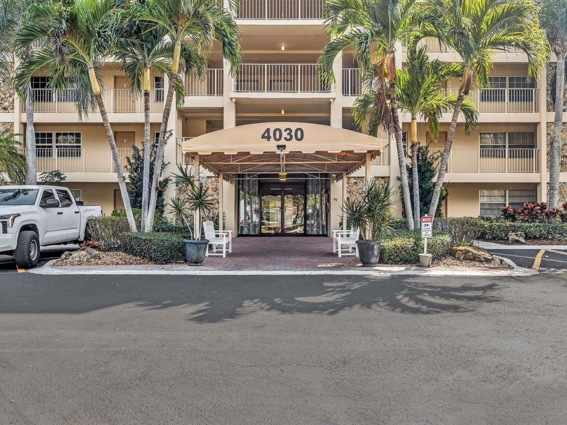 4030 W Palm Aire Drive, Unit 308, Pompano Beach, FL 33069 Photo