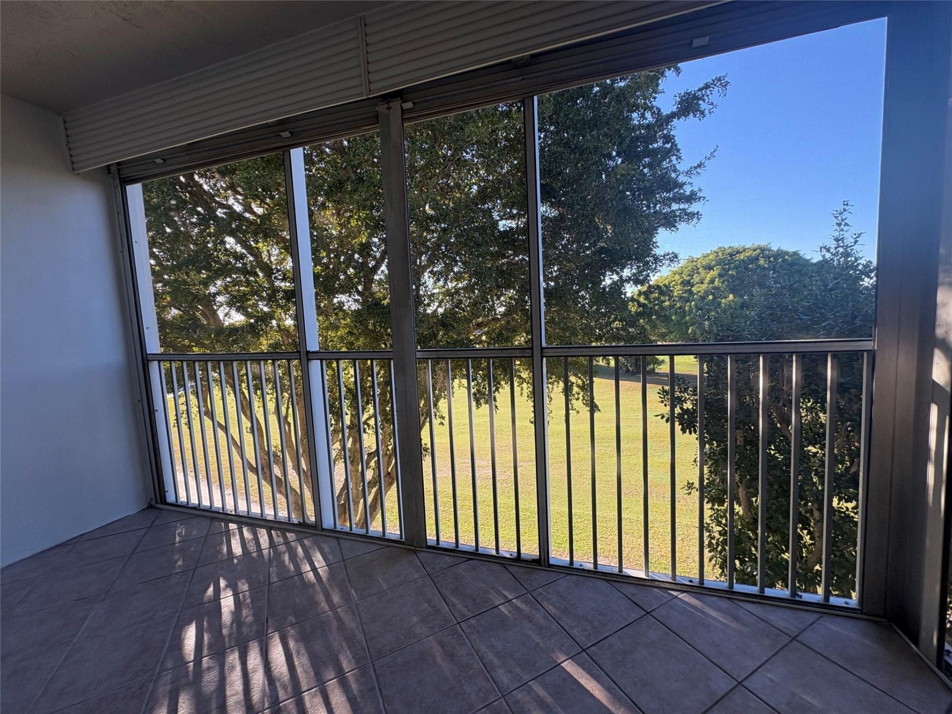 2601 S Course Drive, Unit 406, Pompano Beach, FL 33069 Photo