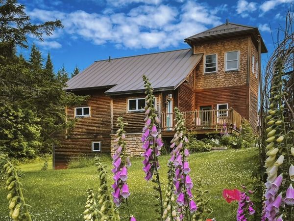 1660 Town Line Road, Craftsbury, VT 05827