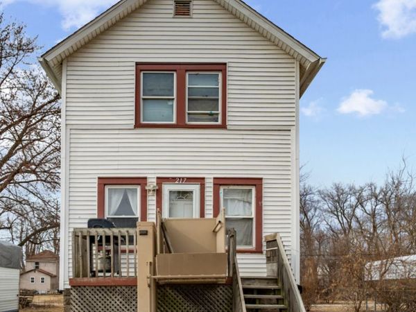 217 12th Street, East Moline, IL 61244