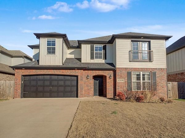 1319 Park Street, Lowell, AR 72745