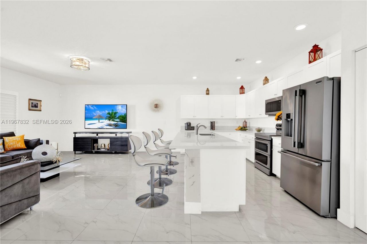 19059 SW 134th Ct, Miami, FL 33177 Photo