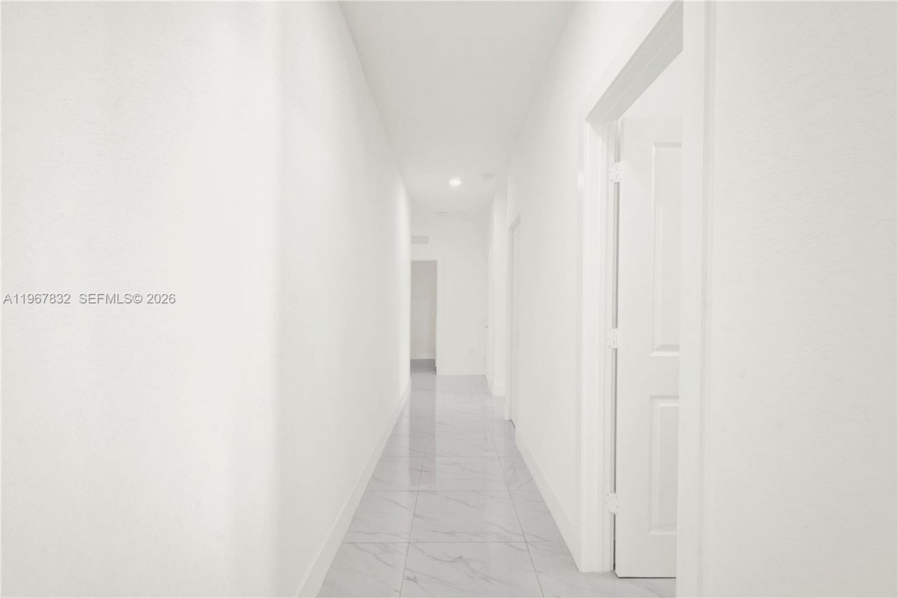 19059 SW 134th Ct, Miami, FL 33177 Photo