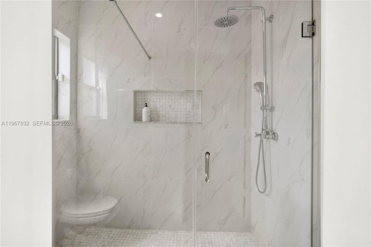 19059 SW 134th Ct, Miami, FL 33177 Photo