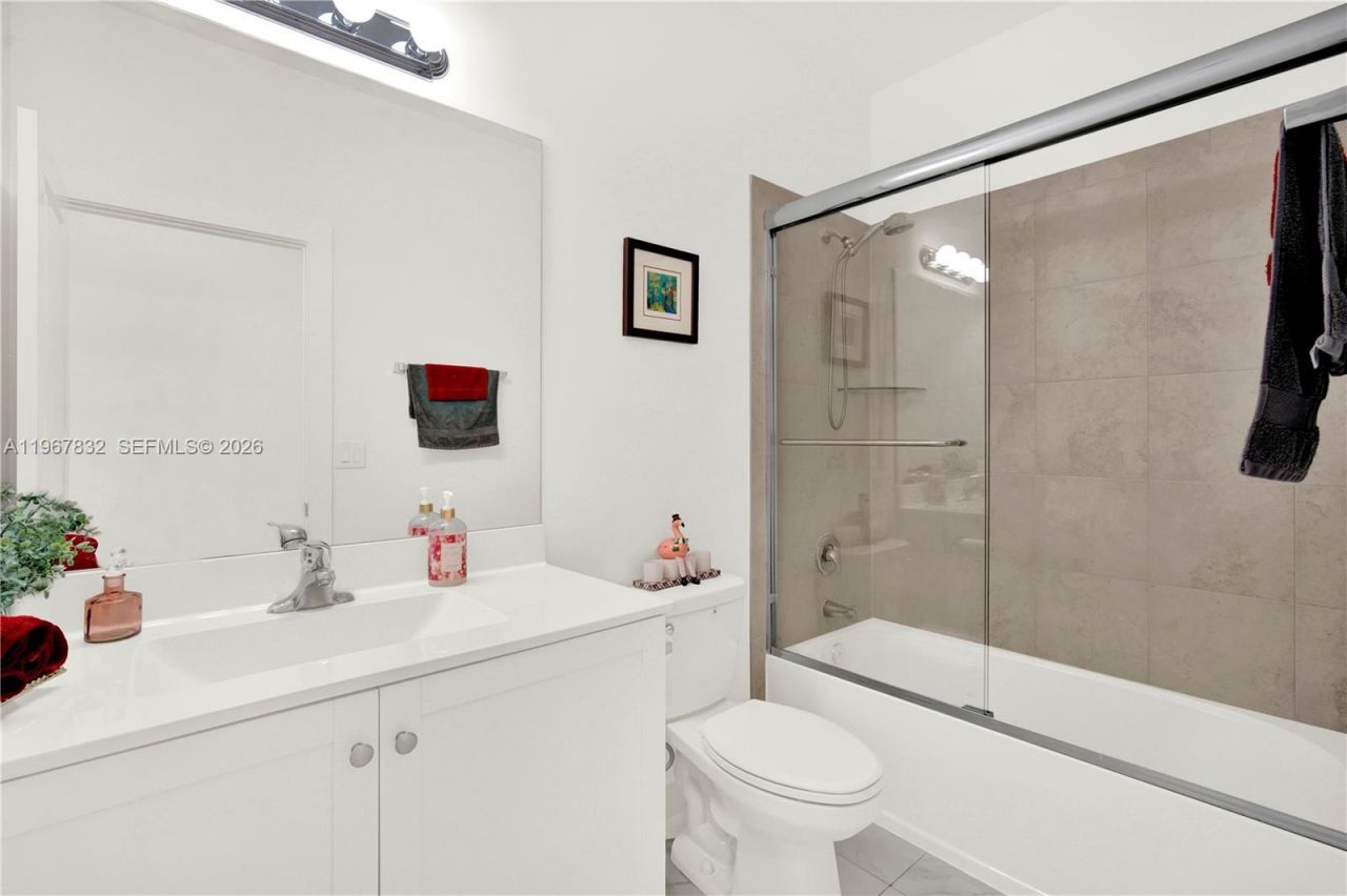 19059 SW 134th Ct, Miami, FL 33177 Photo