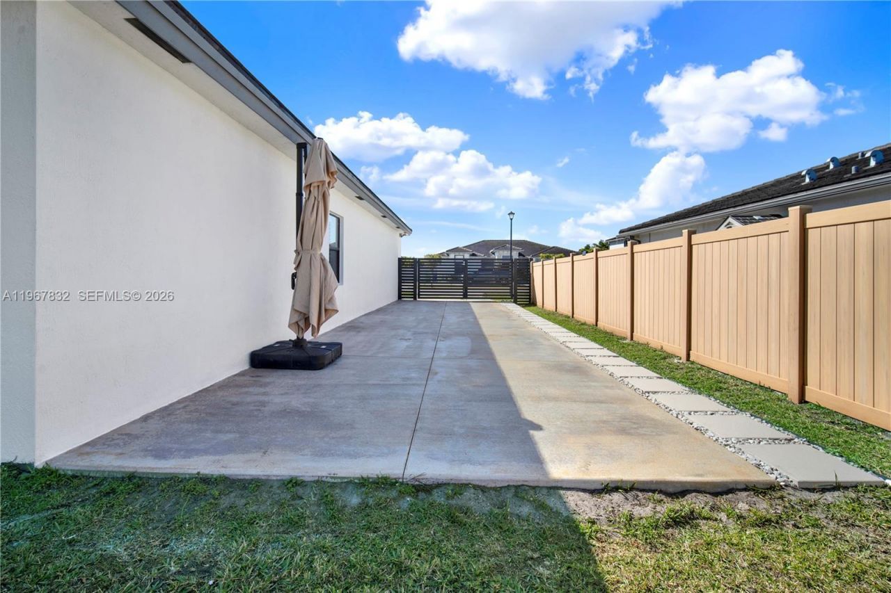 19059 SW 134th Ct, Miami, FL 33177 Photo