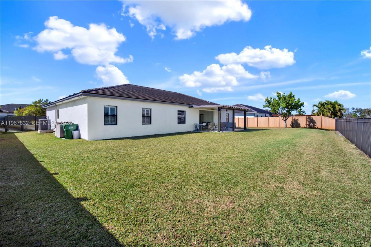 19059 SW 134th Ct, Miami, FL 33177 Photo