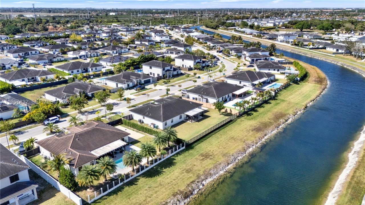 19059 SW 134th Ct, Miami, FL 33177 Photo