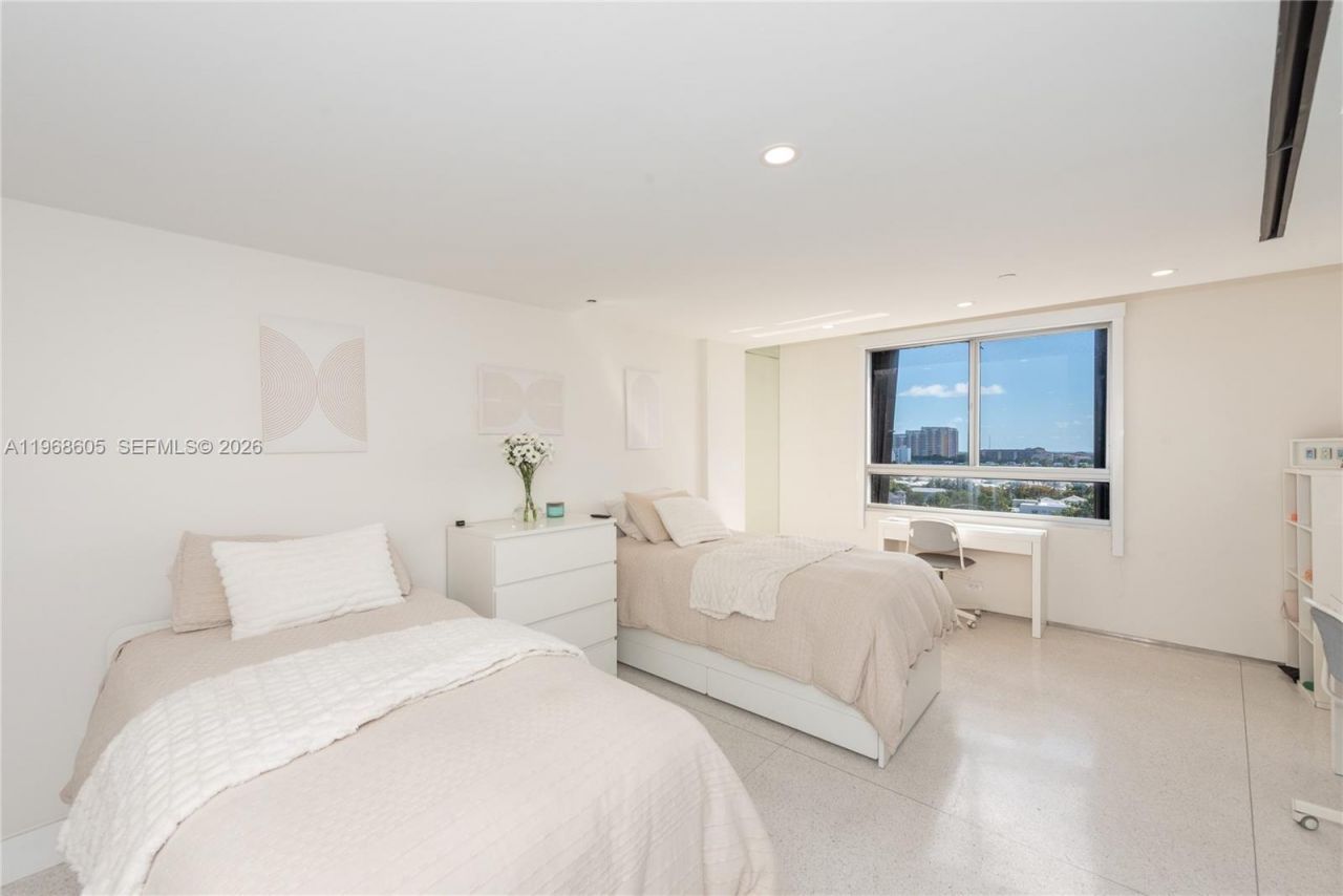 151 Crandon Blvd, Unit 939, Key Biscayne, FL 33149 Photo