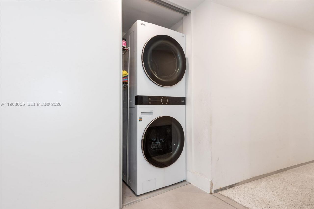 151 Crandon Blvd, Unit 939, Key Biscayne, FL 33149 Photo