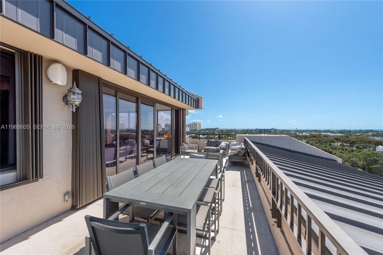 151 Crandon Blvd, Unit 939, Key Biscayne, FL 33149 Photo