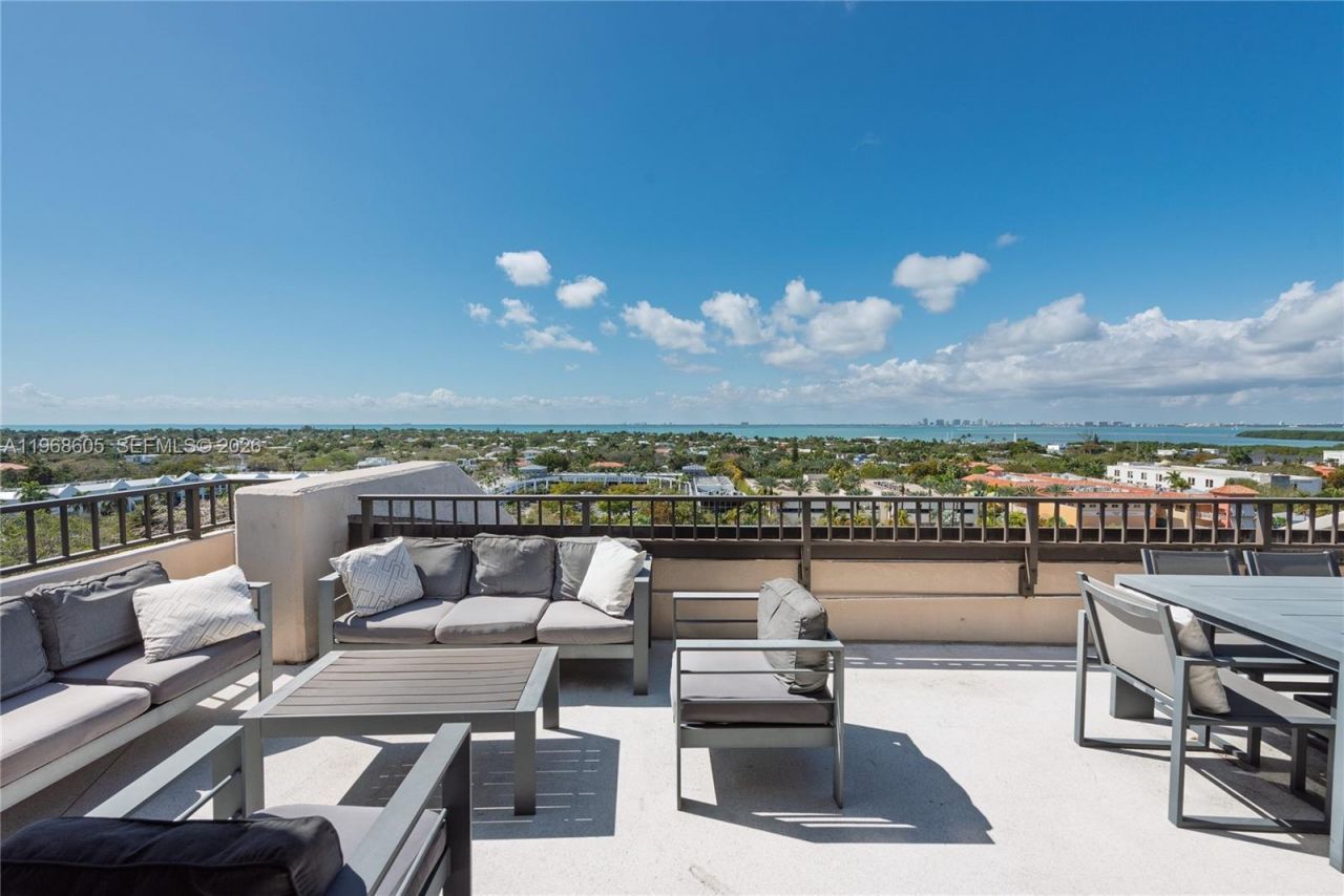 151 Crandon Blvd, Unit 939, Key Biscayne, FL 33149 Photo