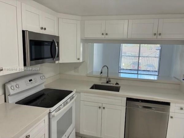 19805 SW 114th Ave, Unit 218, Miami, FL 33157
