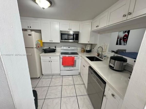 19805 SW 114th Ave, Unit 218, Miami, FL 33157