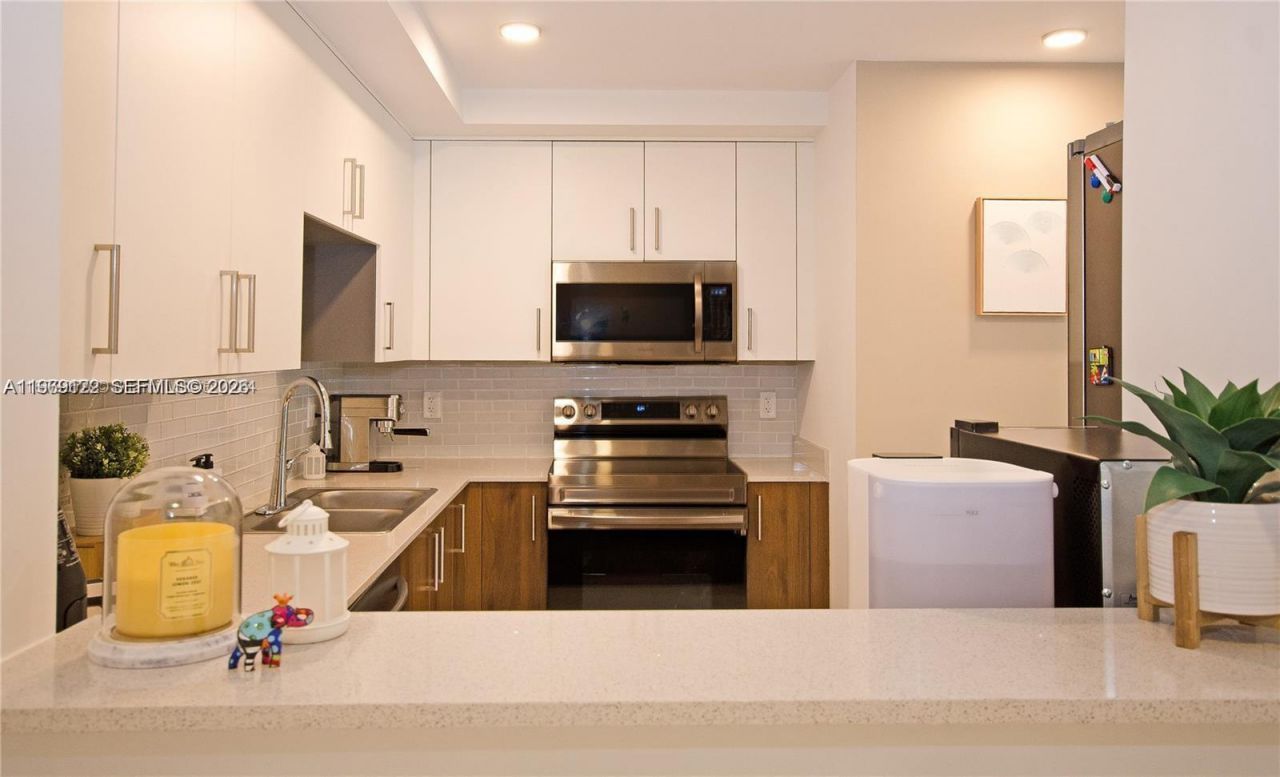 10950 NW 82nd St, Unit 204, Doral, FL 33178 Photo