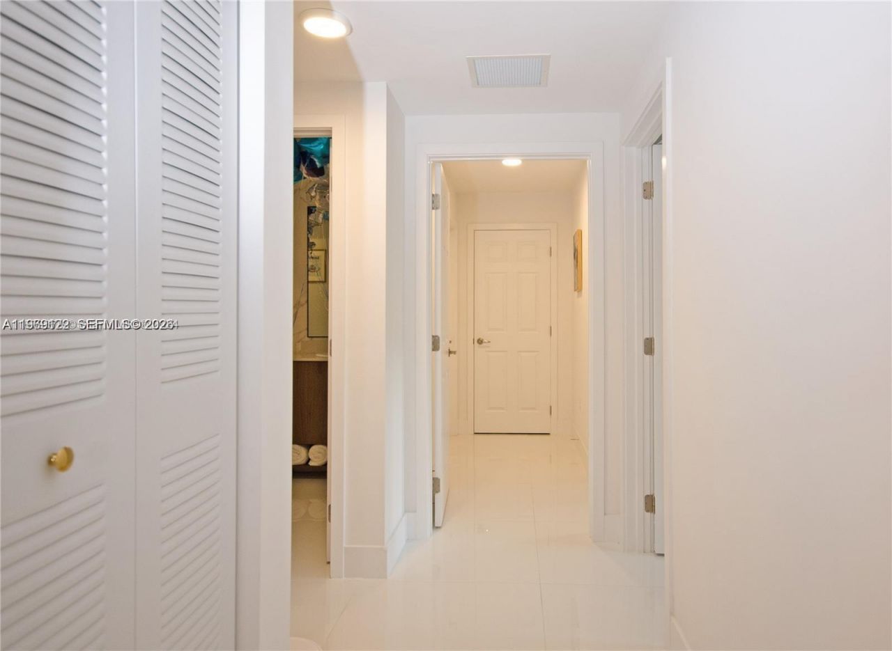 10950 NW 82nd St, Unit 204, Doral, FL 33178 Photo