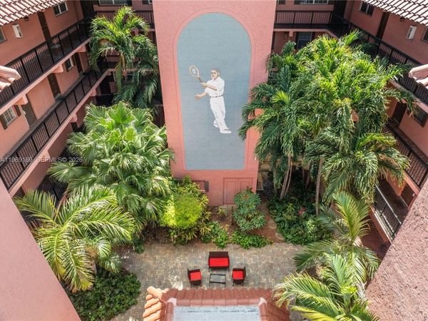 670 Tennis Club Dr, Unit 307, Fort Lauderdale, FL 33311