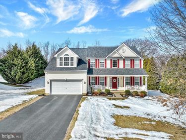 675 CLYDESDALE DRIVE, YORK, PA 17402