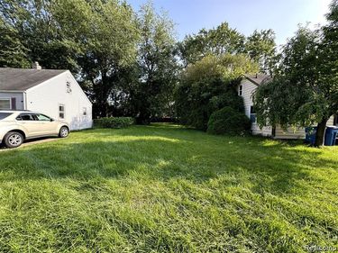 Hopkins, Dearborn Heights, MI 48125