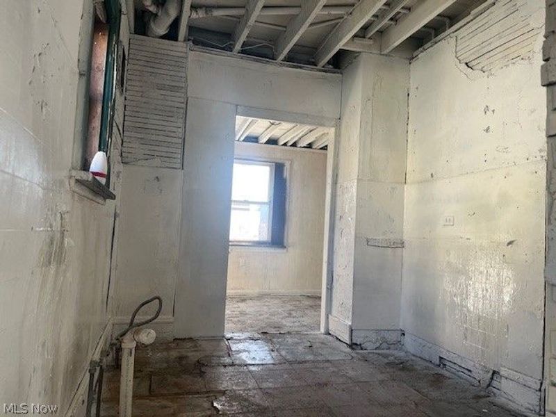 973 Nevin Street, Akron, OH 44310 Photo 10