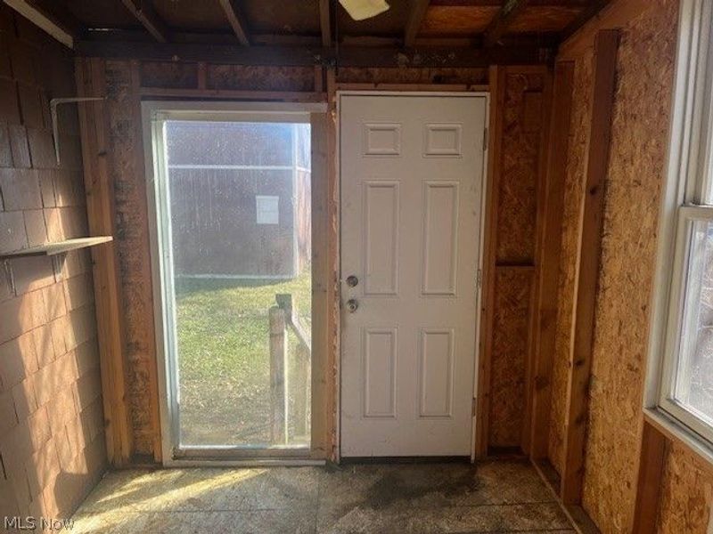 973 Nevin Street, Akron, OH 44310 Photo 8