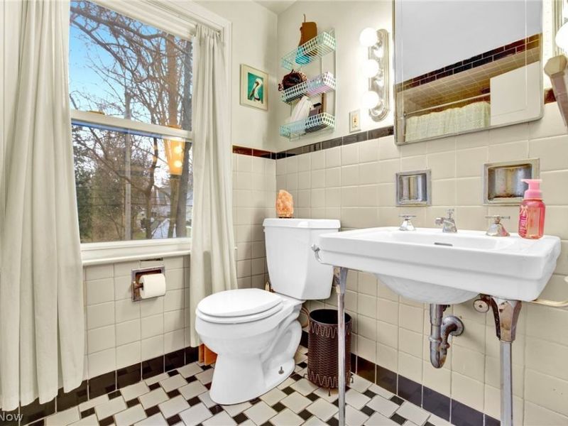 115 Grandin Road, Akron, OH 44313 Photo 18