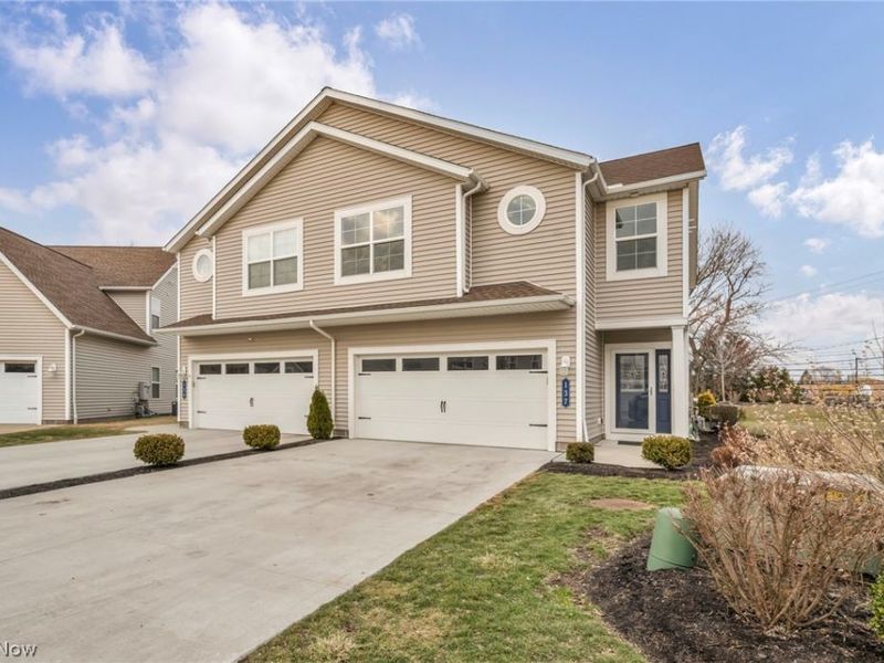 137 Larimar Drive, Willowick, OH 44095 Photo 2