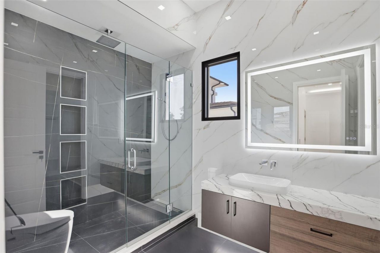 1009 Down Reserve Court, Windermere, FL 34786 Photo