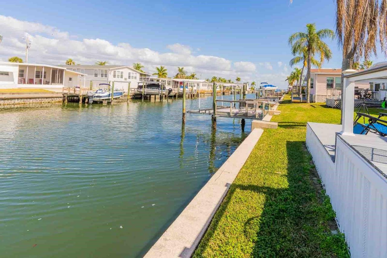 18675 Us Highway 19 N, Unit 357, Clearwater, FL 33764 Photo