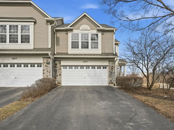 16839 S Ivy Lane, Lockport, IL 60441