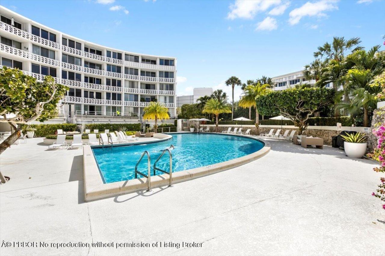 2760 S Ocean Boulevard S, Unit 107, Palm Beach, FL 33480 Photo