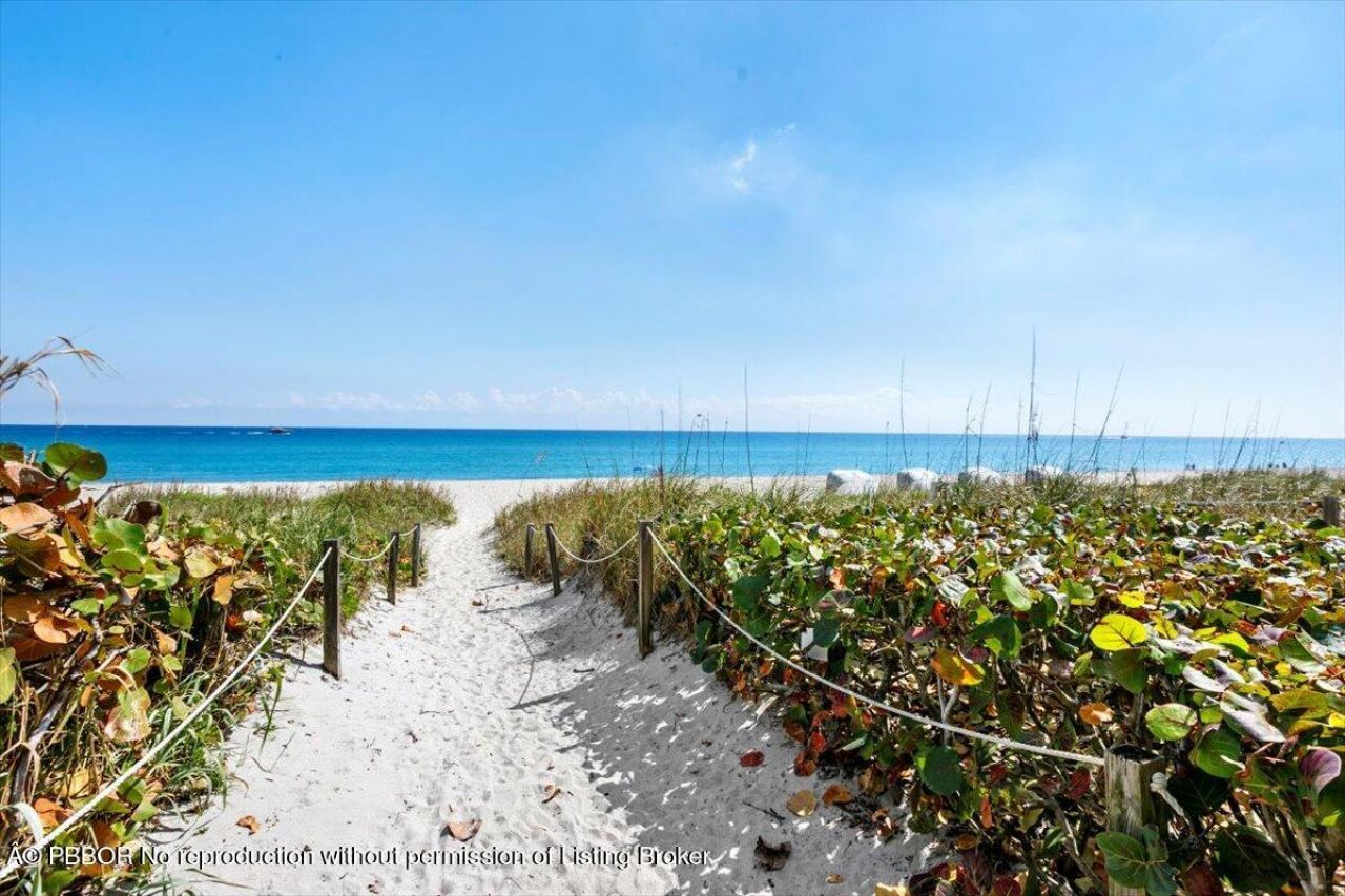 2760 S Ocean Boulevard S, Unit 107, Palm Beach, FL 33480 Photo