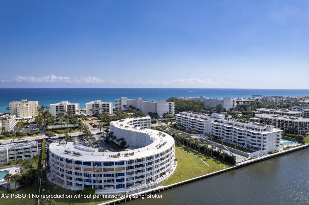2760 S Ocean Boulevard S, Unit 107, Palm Beach, FL 33480 Photo