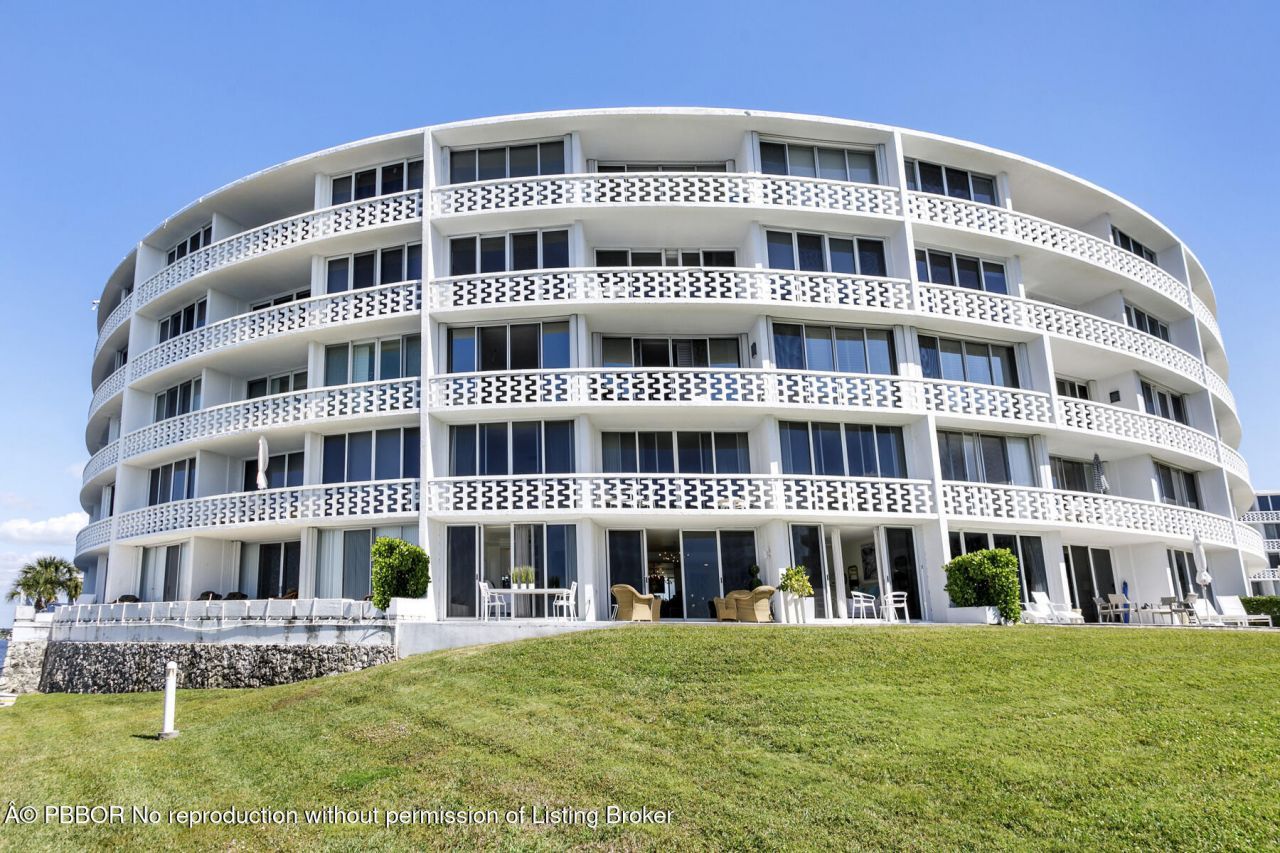 2760 S Ocean Boulevard S, Unit 107, Palm Beach, FL 33480 Photo