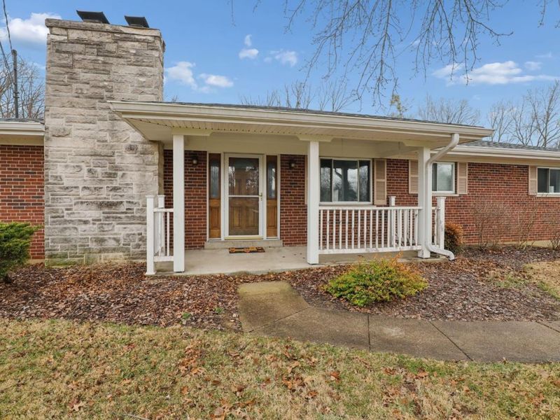 4195 Crystal View Court, Sharonville, OH 45241 Photo 2