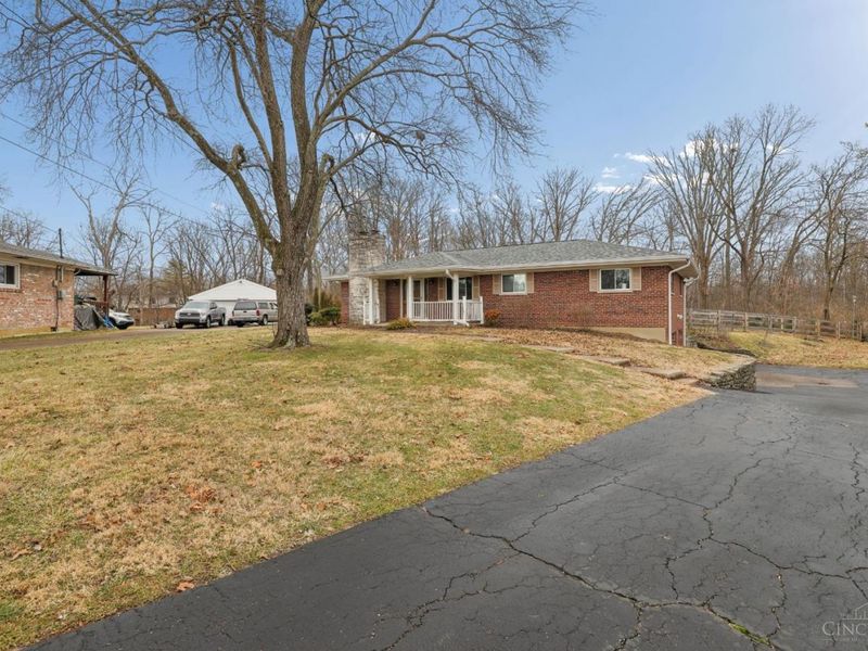 4195 Crystal View Court, Sharonville, OH 45241 Photo 3