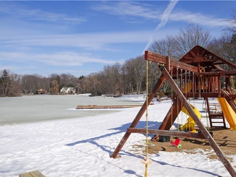 17886 Lost Trail, Chagrin Falls, OH 44023 Photo 41